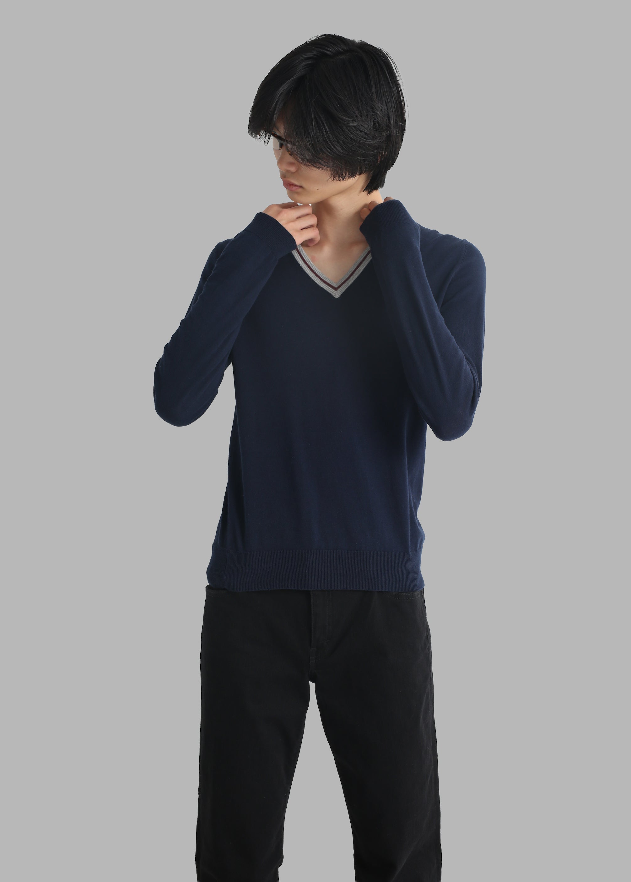 トップス prada archive vneck Knit トップス prada archive vneck Knit prada archive v neck knit