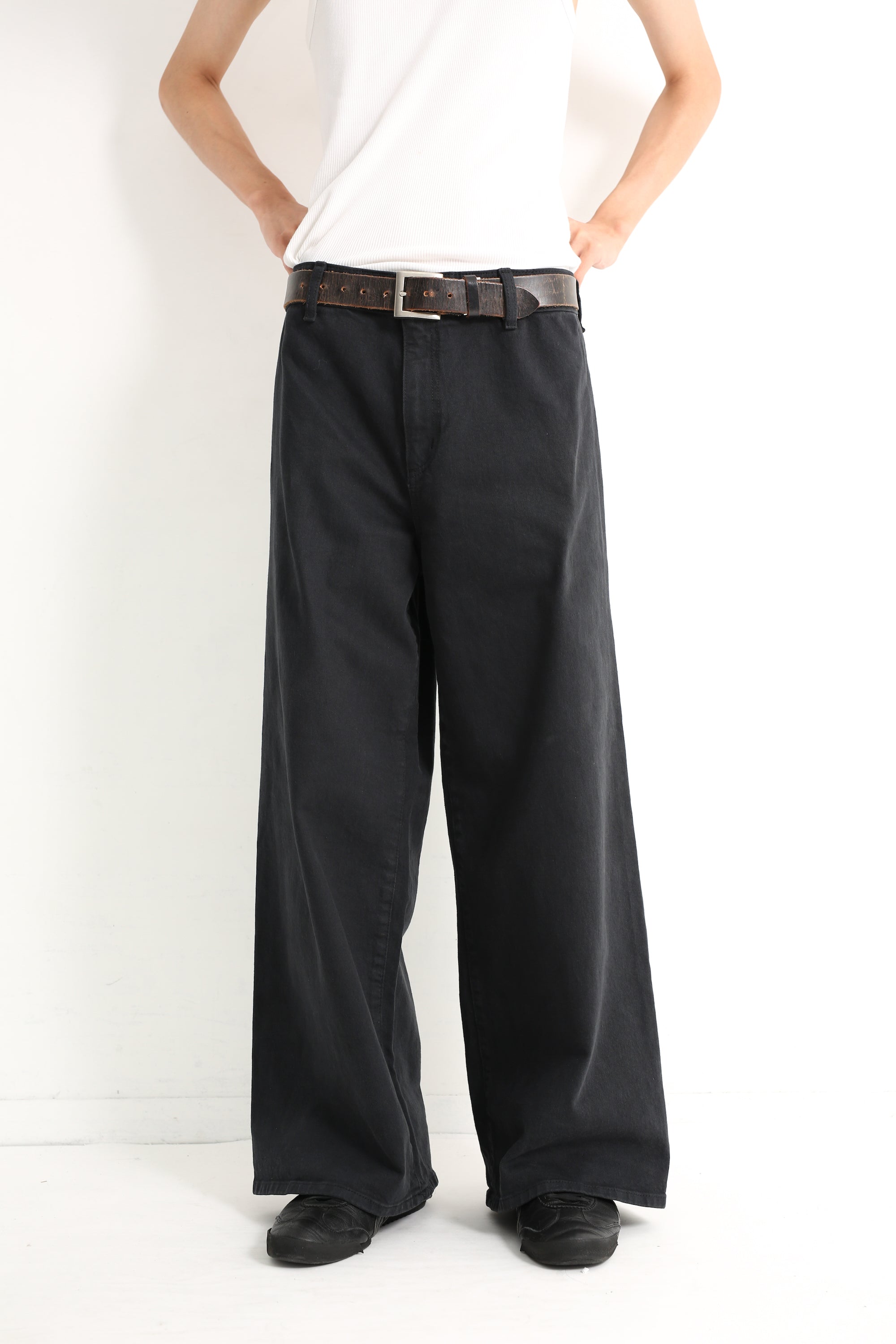 SULLEN wide straight trousers パンツ NYLON WIDE STRAIGHT TROUSERS – SULLEN TOKYO