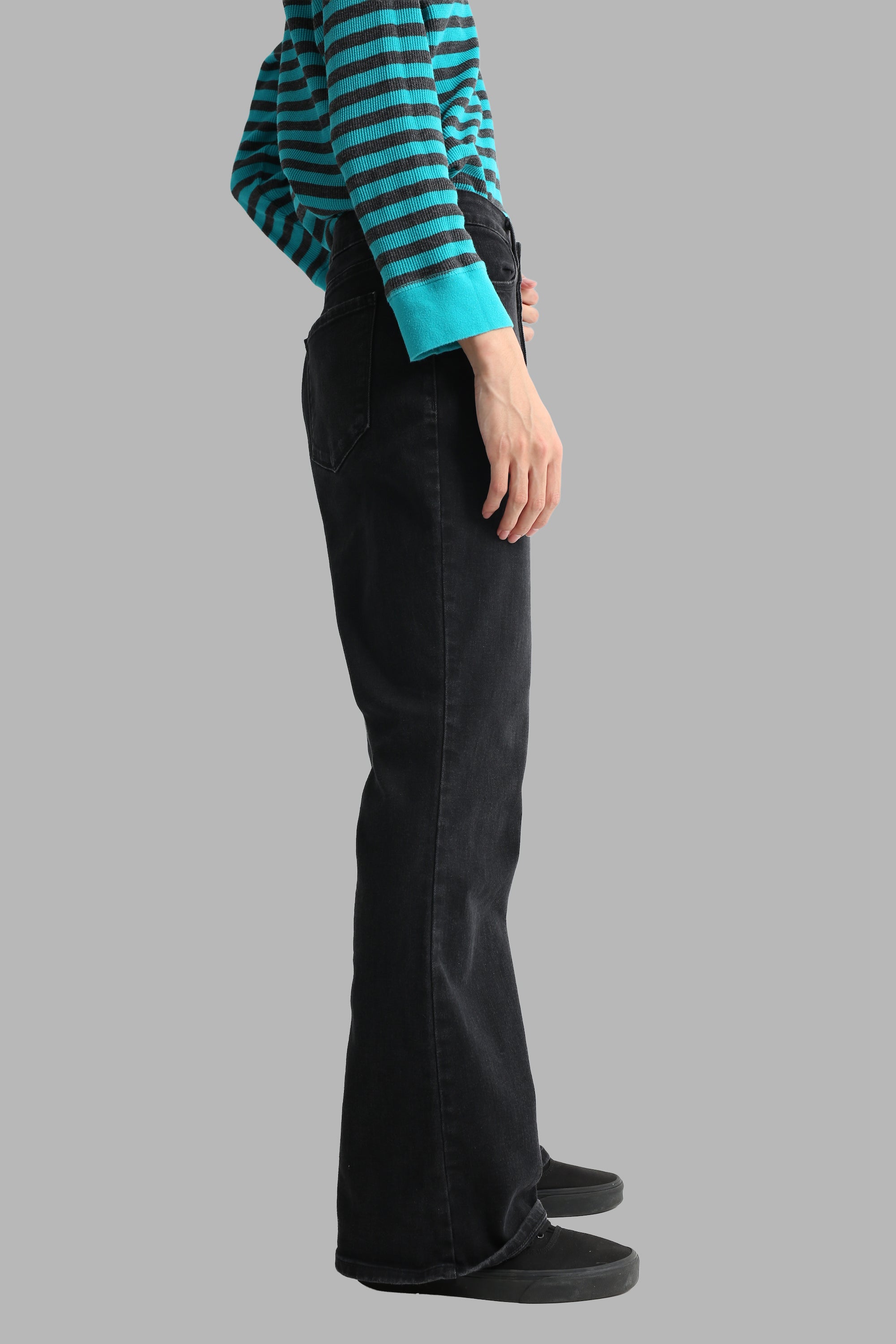 BLACK FLARE DENIM PANTS – SULLEN TOKYO