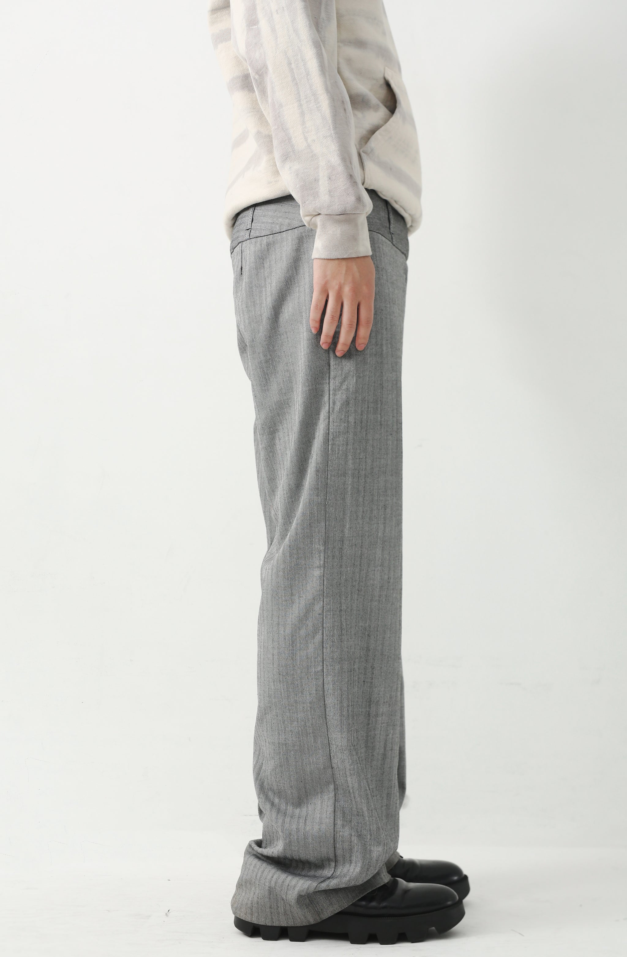 STRIPED GREY STRAIGHT TROUSERS – SULLEN TOKYO