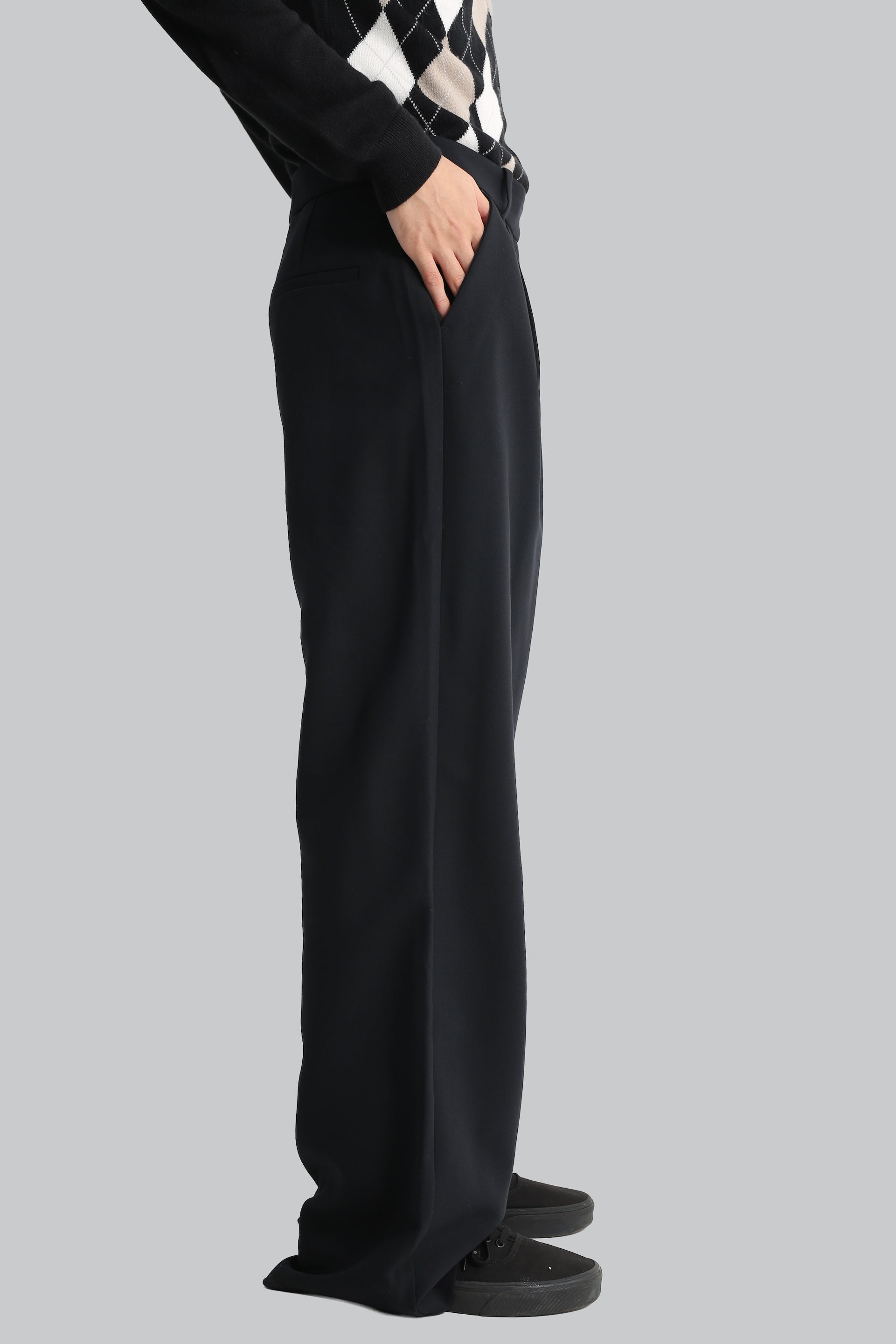 TUCK WIDE STRAIGHT TROUSERS – SULLEN TOKYO