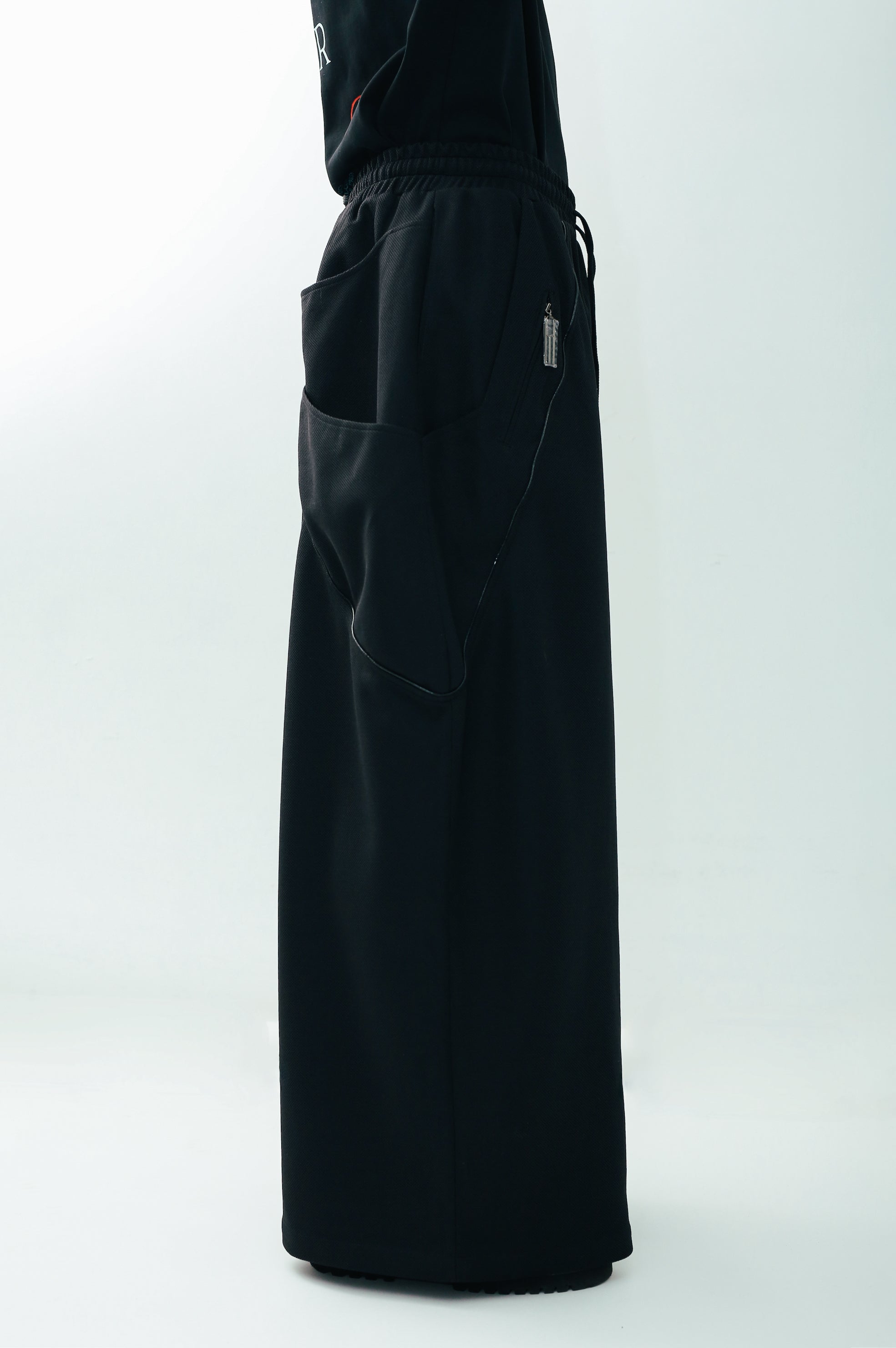 【ついに再販開始！】 YUTA PANELLED TRACK PANTS – SULLEN TOKYO パンツ