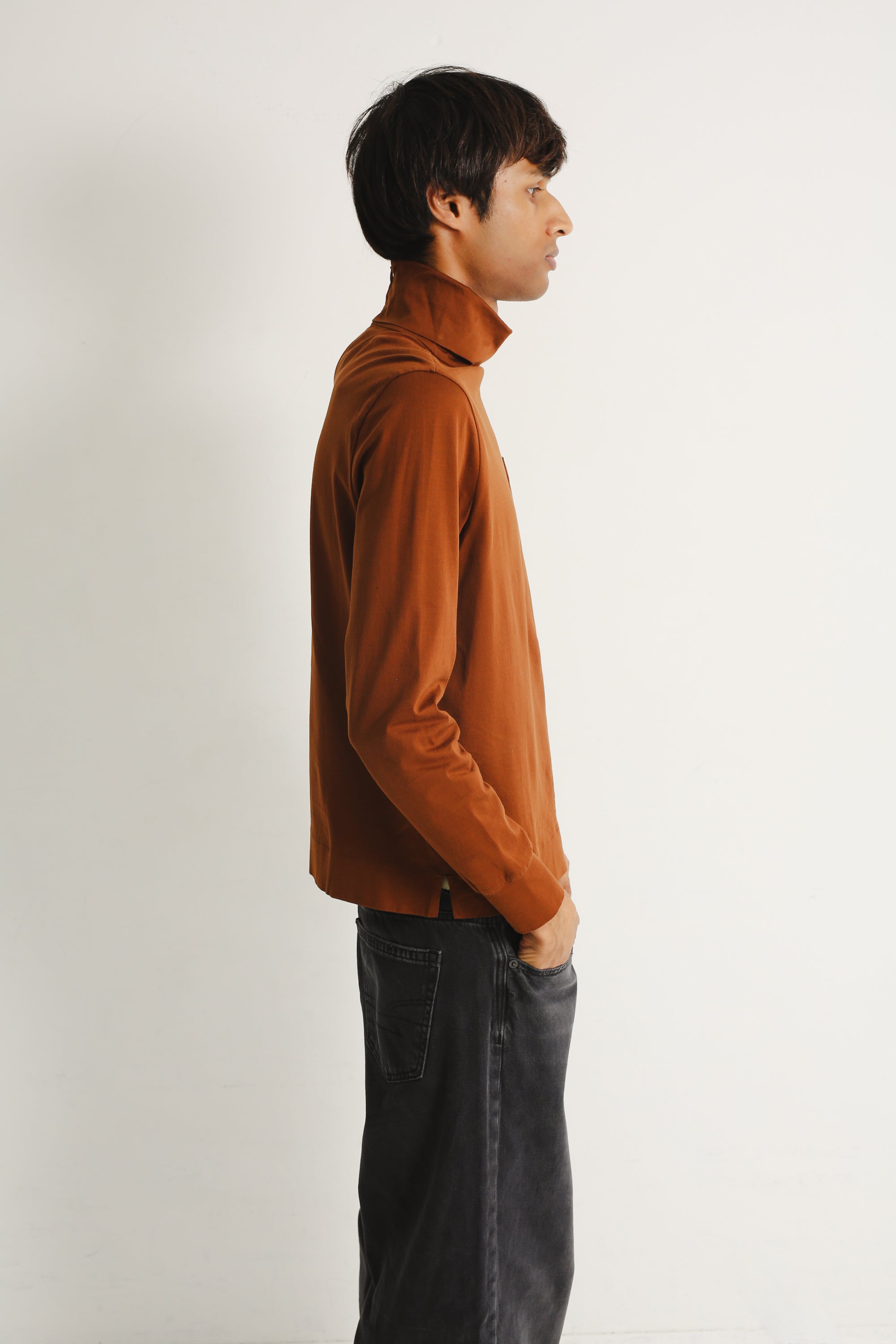 TOPS – SULLEN TOKYO