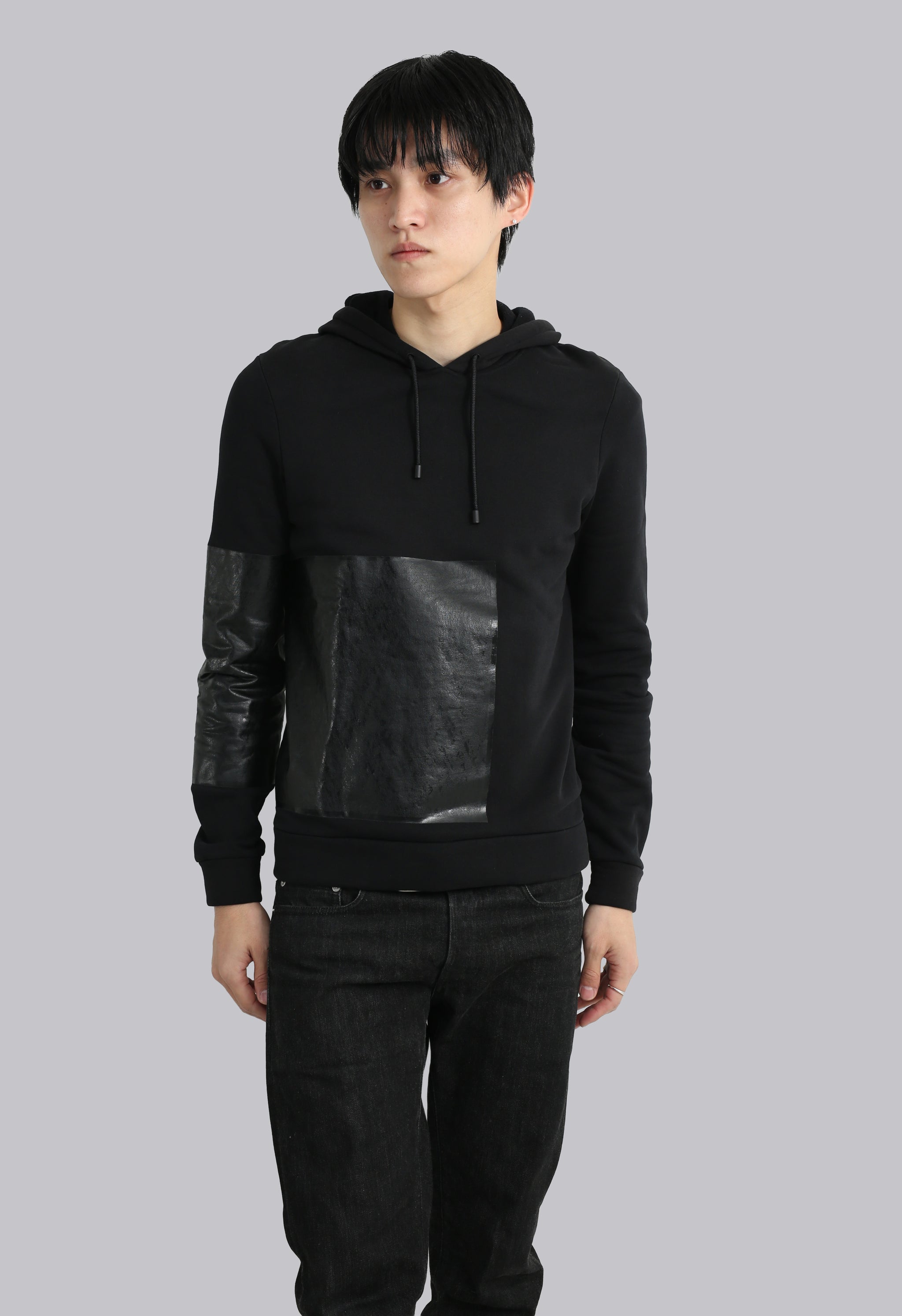 TOPS – SULLEN TOKYO