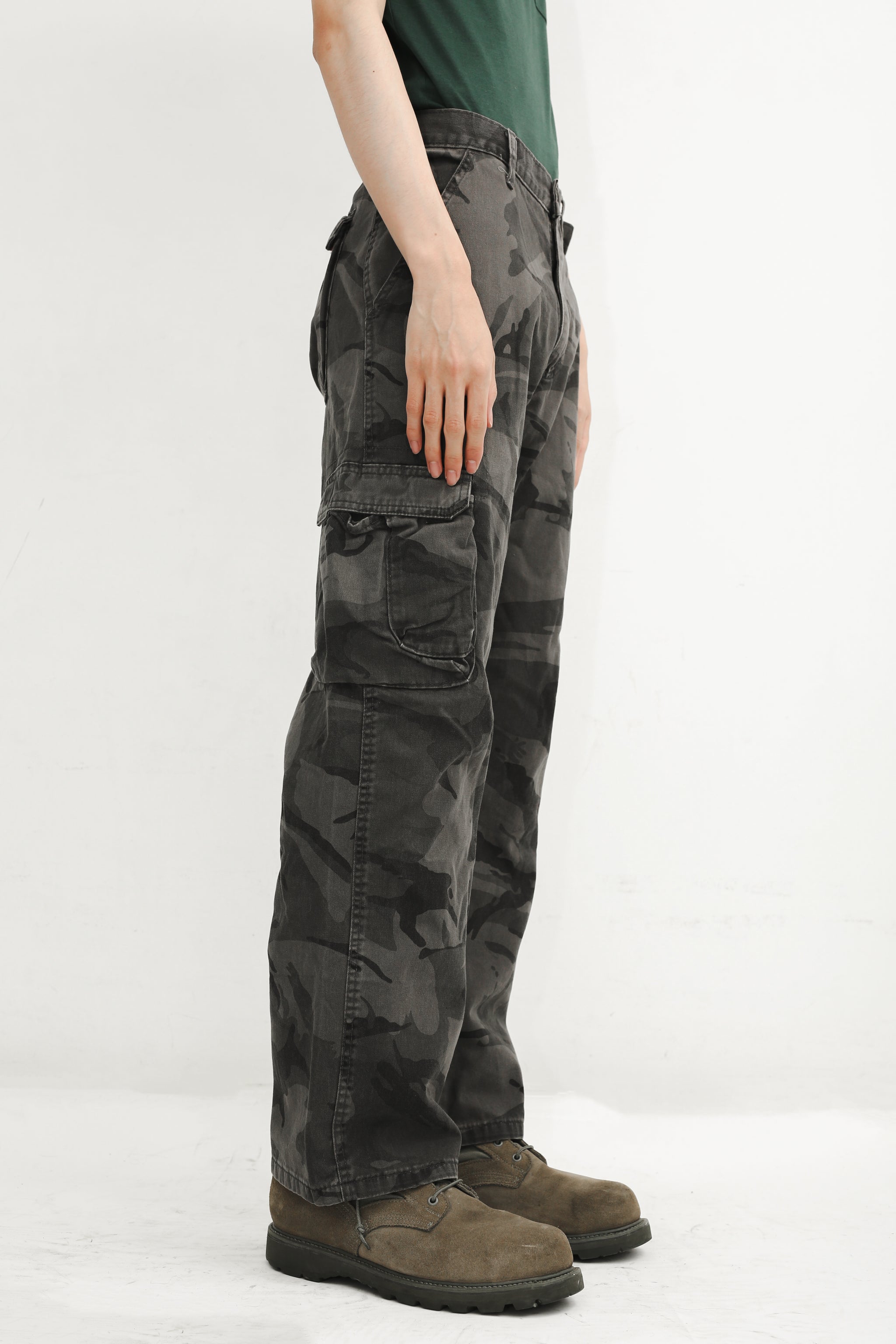 CARGO CAMO PANTS – SULLEN TOKYO