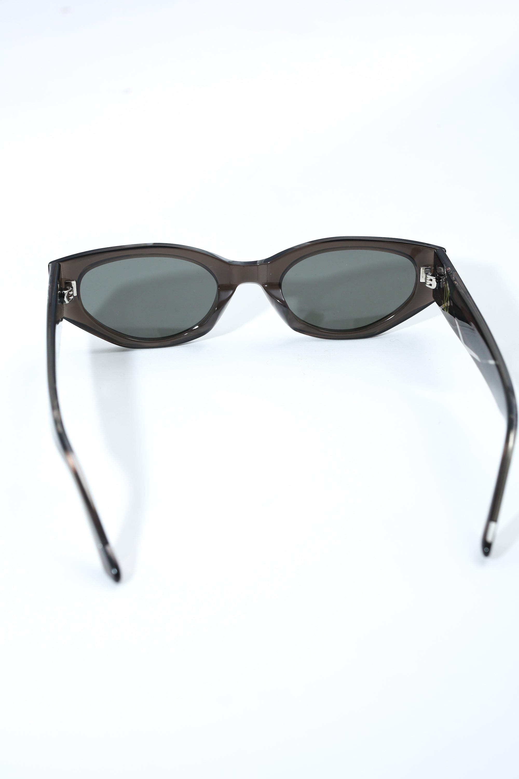 NULLUS 25SS BRASS SWORD SUNGLASSES 黒 NULLUS 25SS BRASS SWORD SUNGLASSES - メルカリ