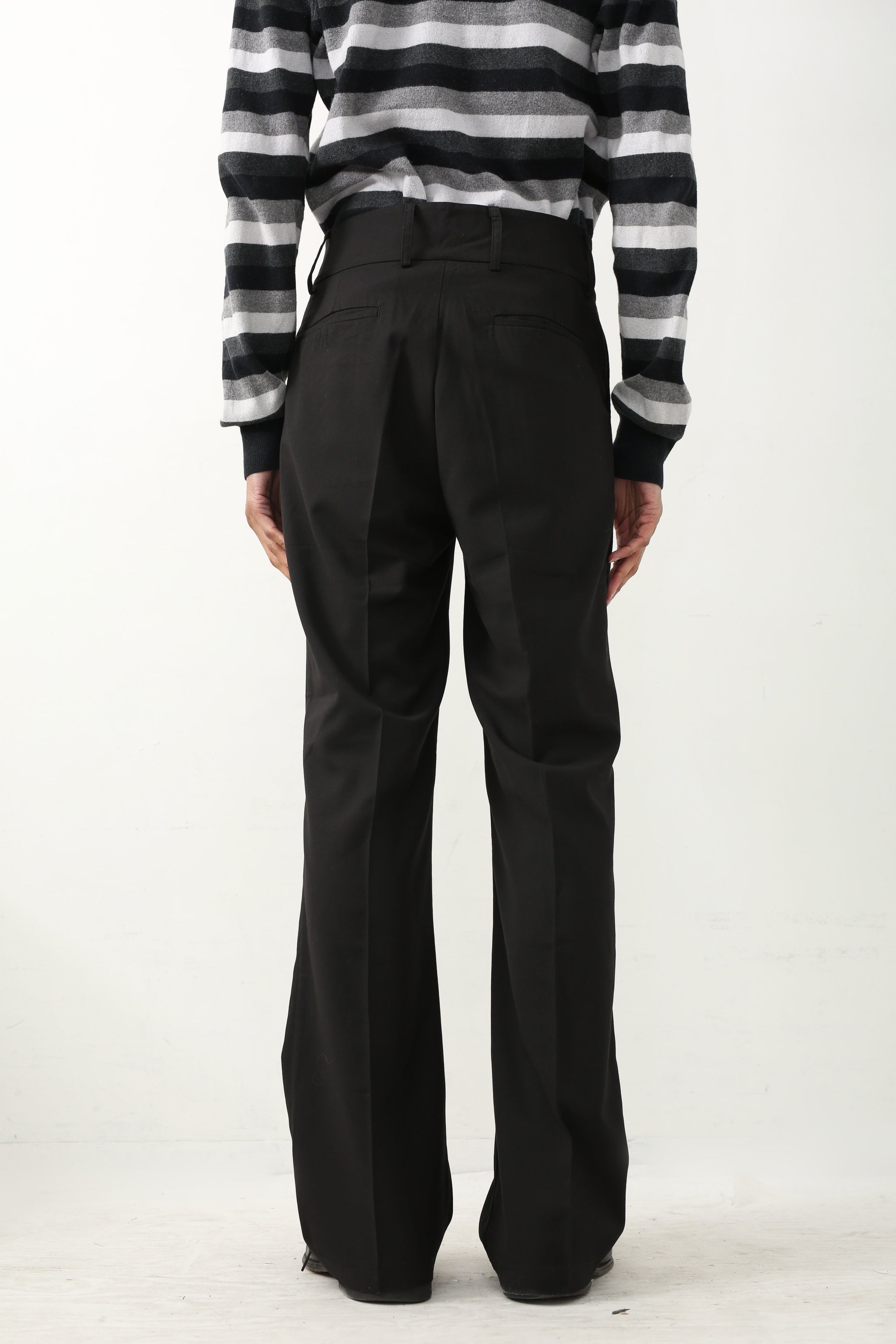 NARROW SEMI FLARE SLACKS – SULLEN TOKYO