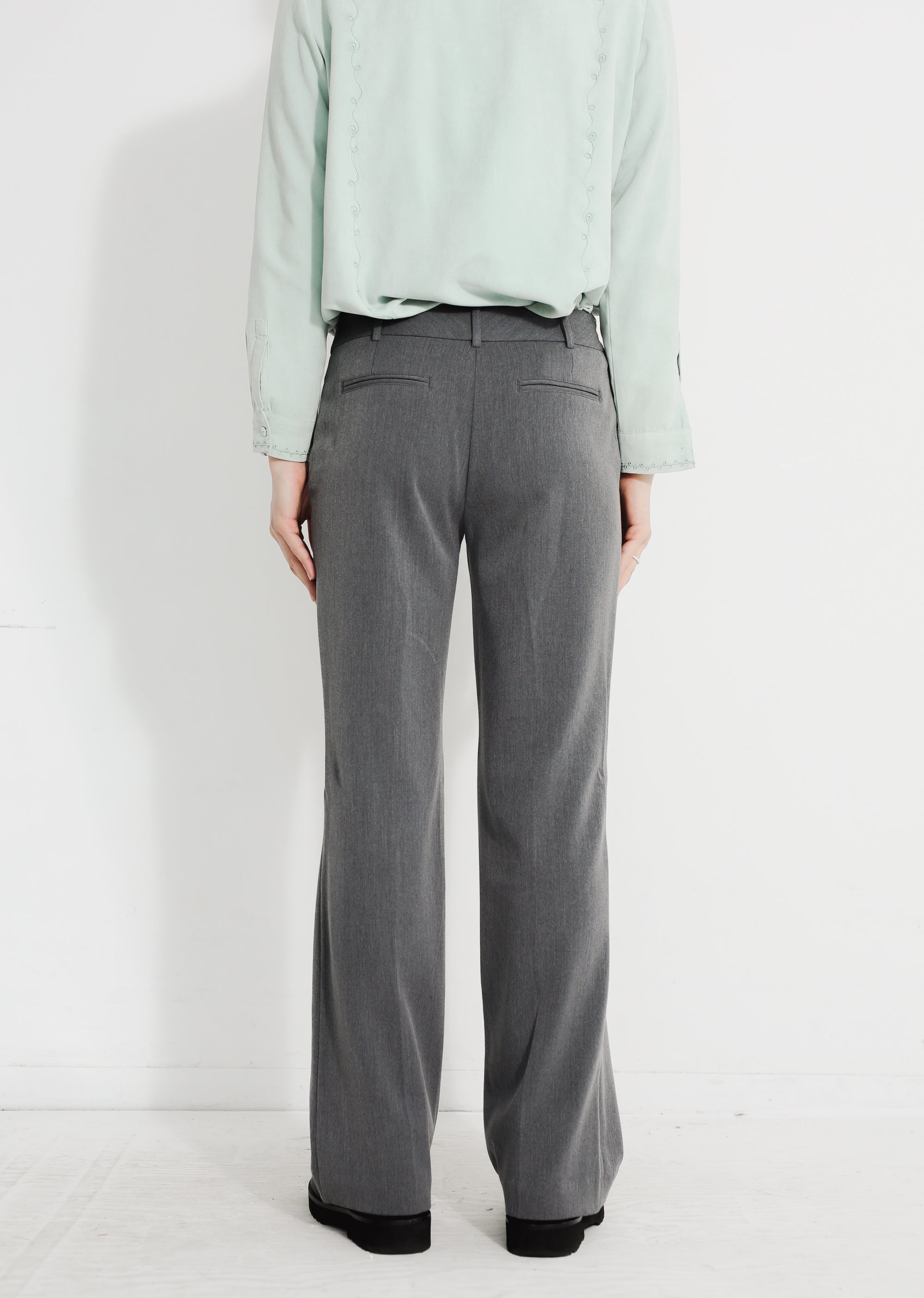 パンツ old gray slacks sullen GREY FLARE TROUSERS – SULLEN TOKYO