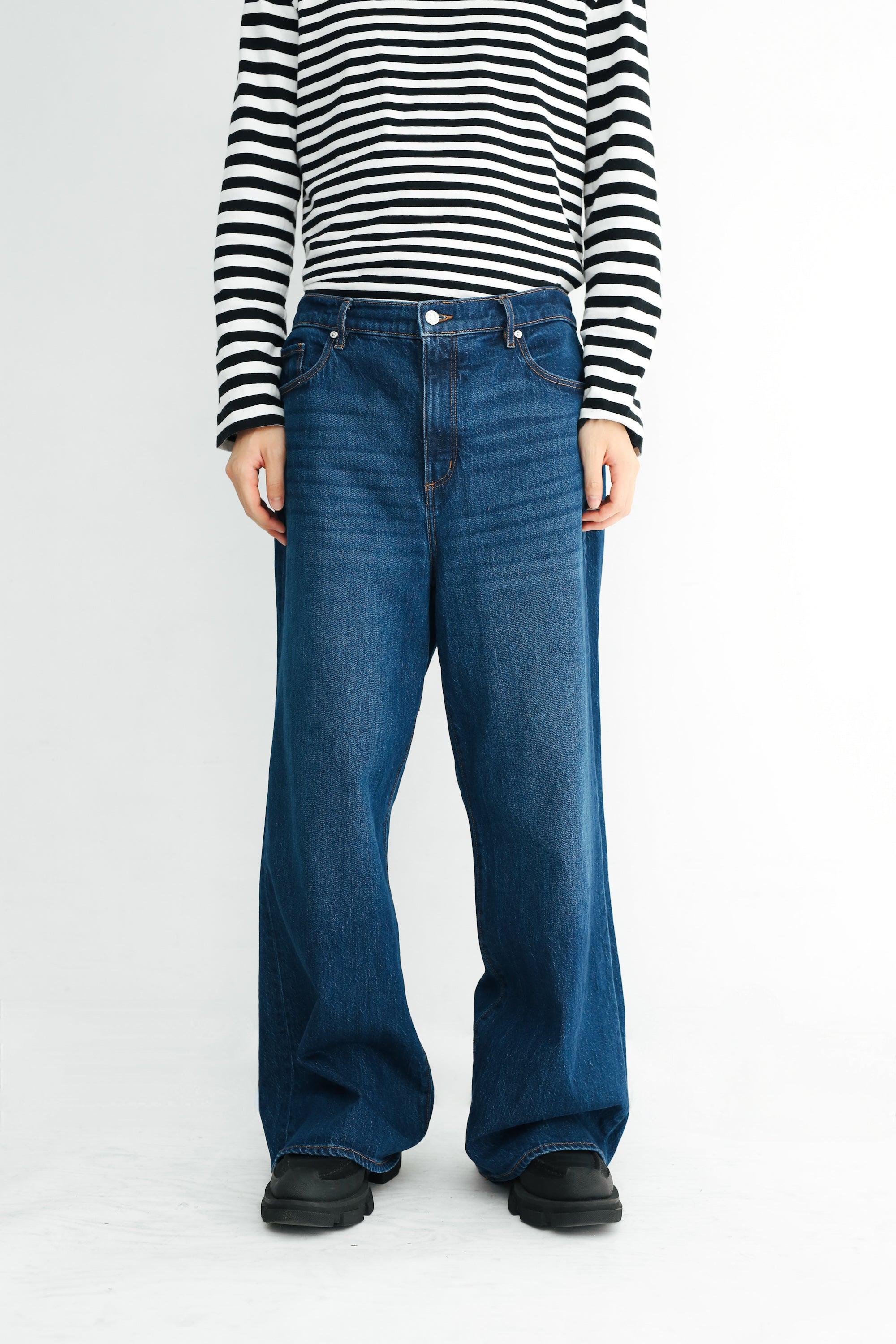 パンツ sullen tokyo WIDE STRAIGHT TROUSERS 90's TUCK WIDE STRAIGHT TROUSERS – SULLEN TOKYO
