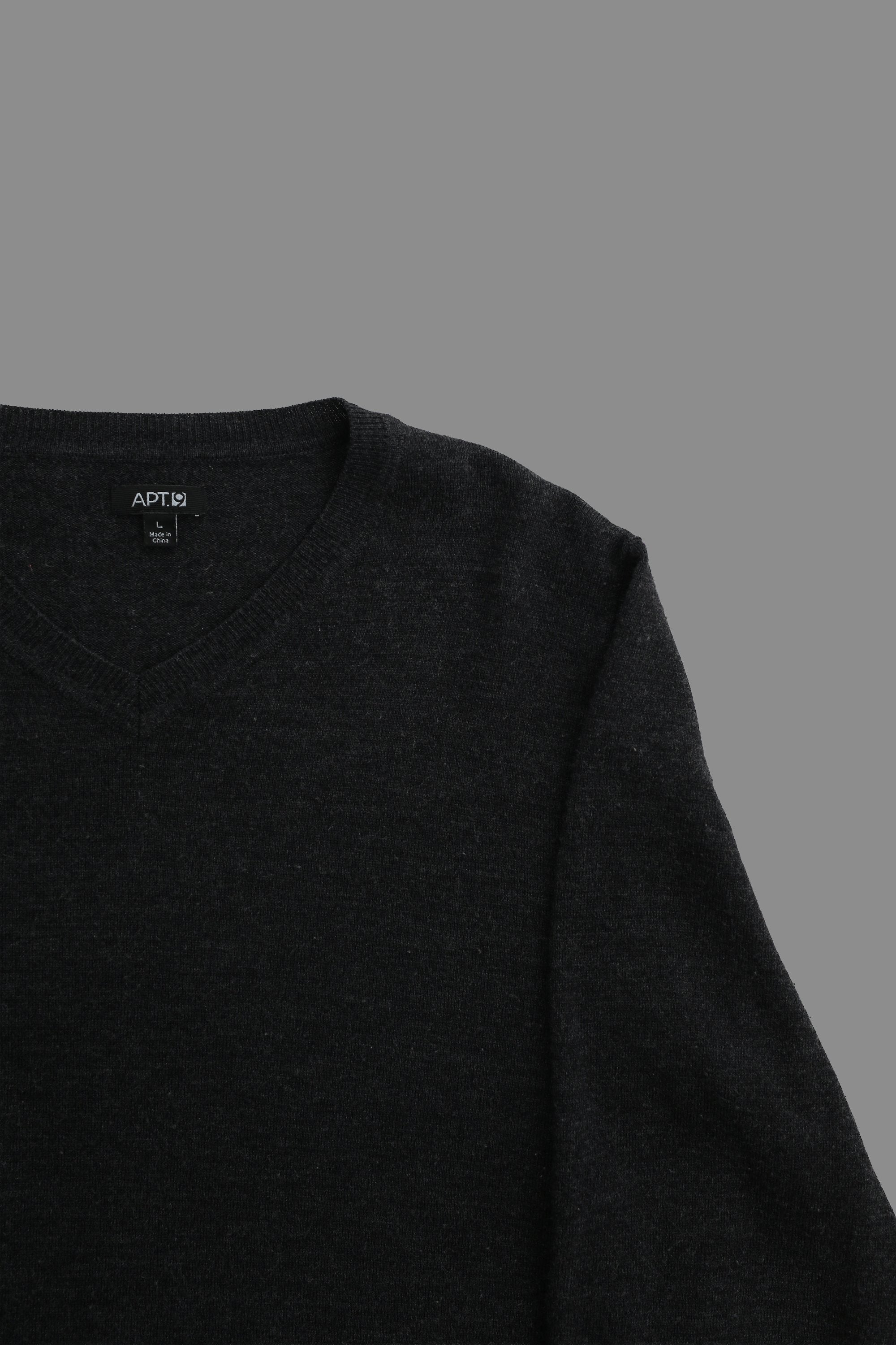 V-NECK KNIT SWEATER – SULLEN TOKYO