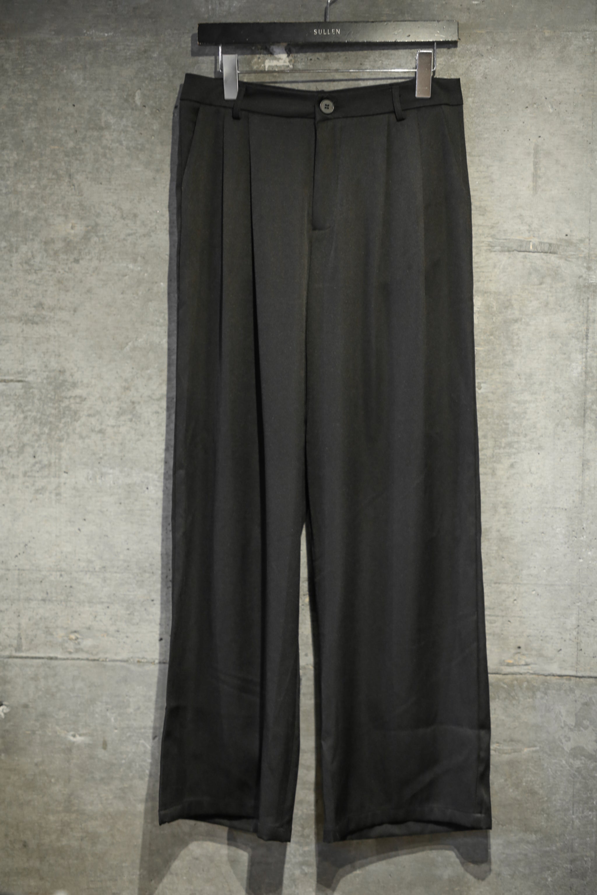 00's TWO TUCK WIDE SLACKS – SULLEN TOKYO