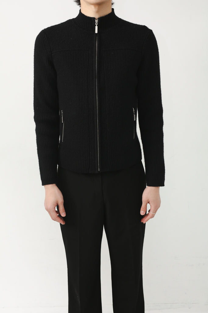 TOPS – SULLEN TOKYO