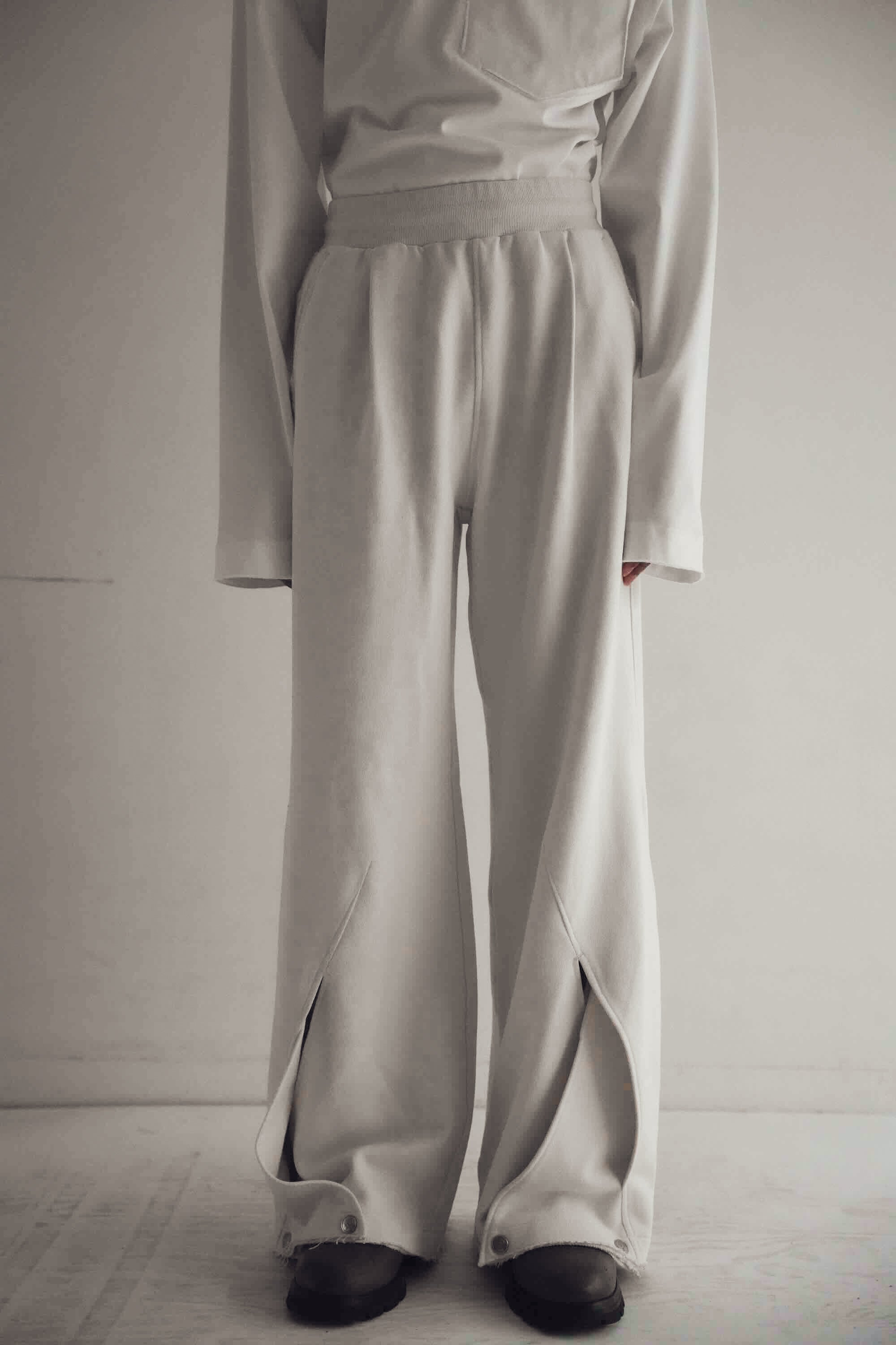 NULLUS Intertwined Structure Sweatpants