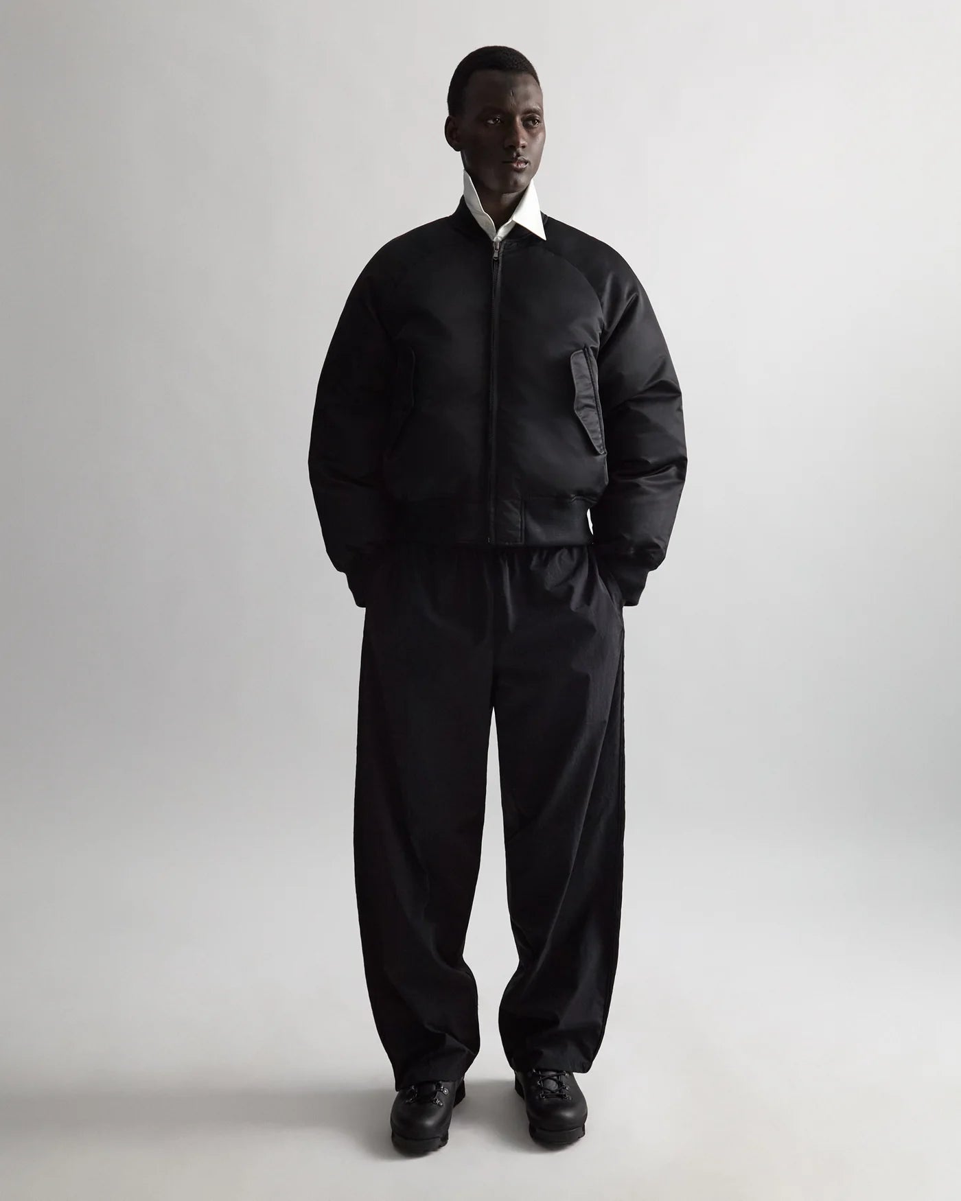 SIGNET BOMBER JACKET - BLACK – SULLEN TOKYO