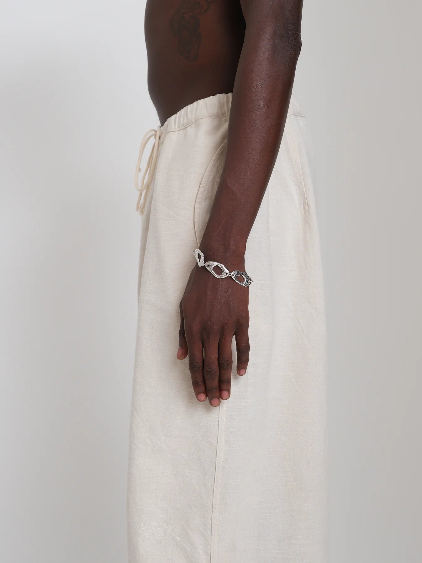 OCTI ISLAND CHAIN BRACELET – SULLEN TOKYO OCTI ISLAND CHAIN BRACELET – SULLEN TOKYO